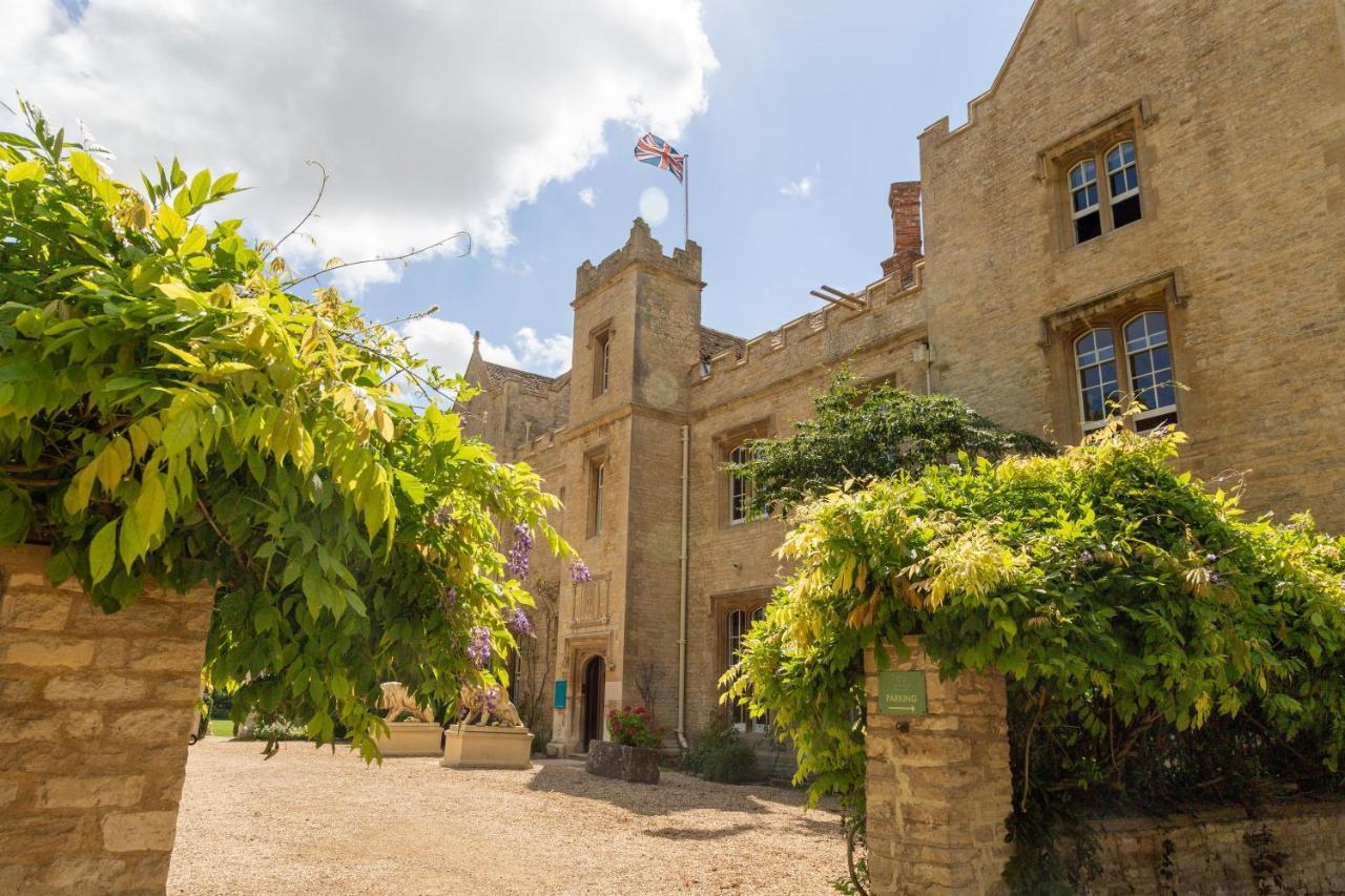 Weston Manor Hotel Bicester Exterior foto